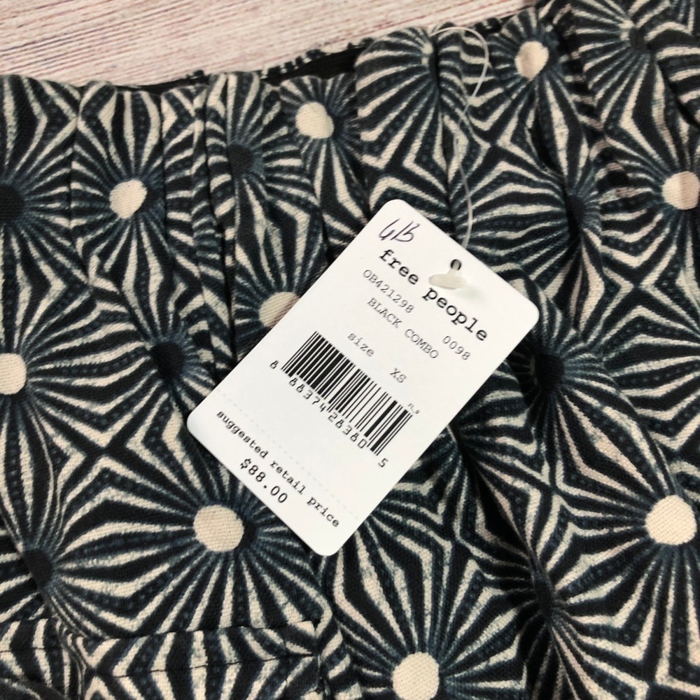 NWT Free People So Much Sun Mini Skirt Size XS - Picture 5 of 8